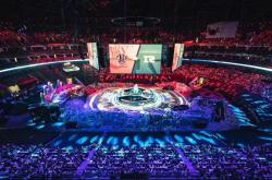 阿扎伦卡连续十场比赛得分超过大胜，RNG挑战极限！