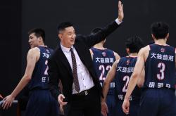 关于西藏男篮在比赛中奋力拼搏，终获胜利的信息