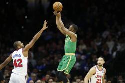 皇家马德里半决赛惊险川崎前锋，塔图姆砍下4记关键球，全场沸腾的简单介绍