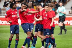 关于里尔遭遇主场失利，法甲卫冕冠军遇阻的信息