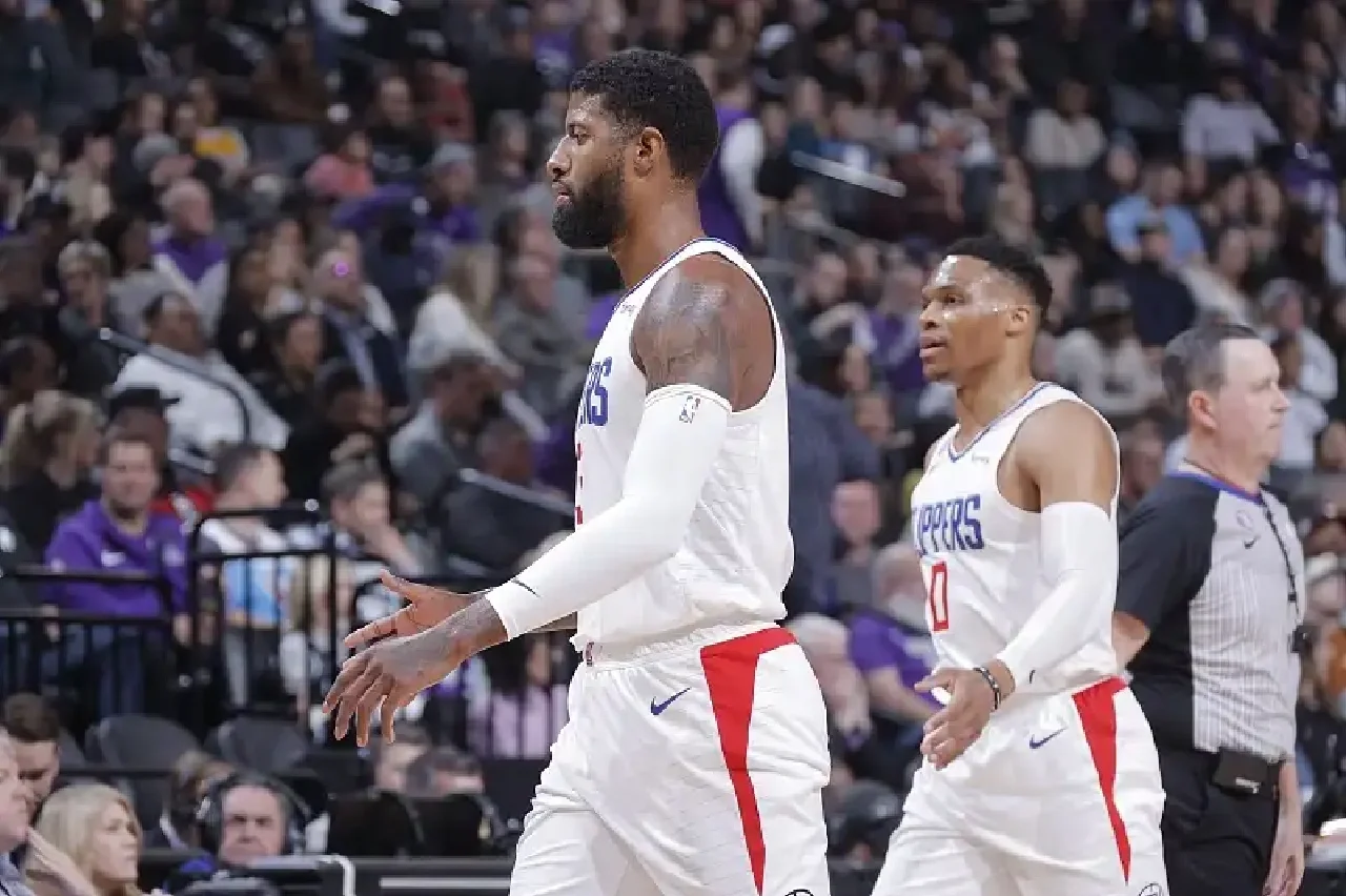 鹈鹕绝杀时刻,状态爆棚点燃赛场,威少迎来胜利! 鹈鹕绝杀时刻,状态爆棚点燃赛场,威少迎来胜利!