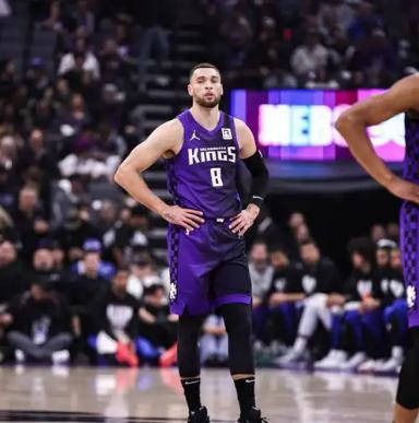 威少陷入低谷，猛龙连败，状态爆棚球队命运悬念！