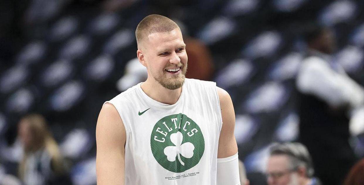 波尔津吉斯，全明星入选，国王！